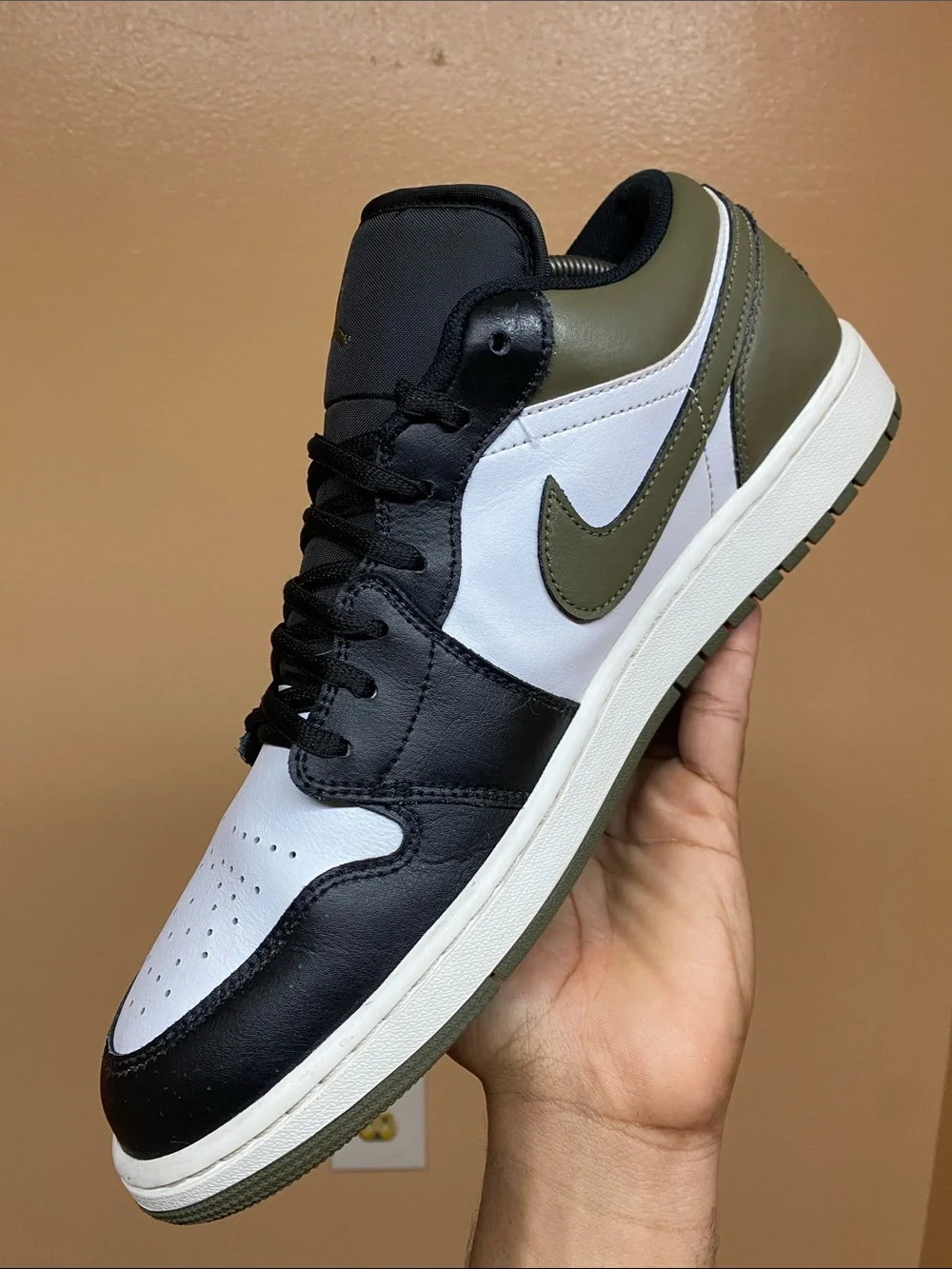 Air Jordan 1 Low “Black Toe Medium Olive” Size 12  553558-092